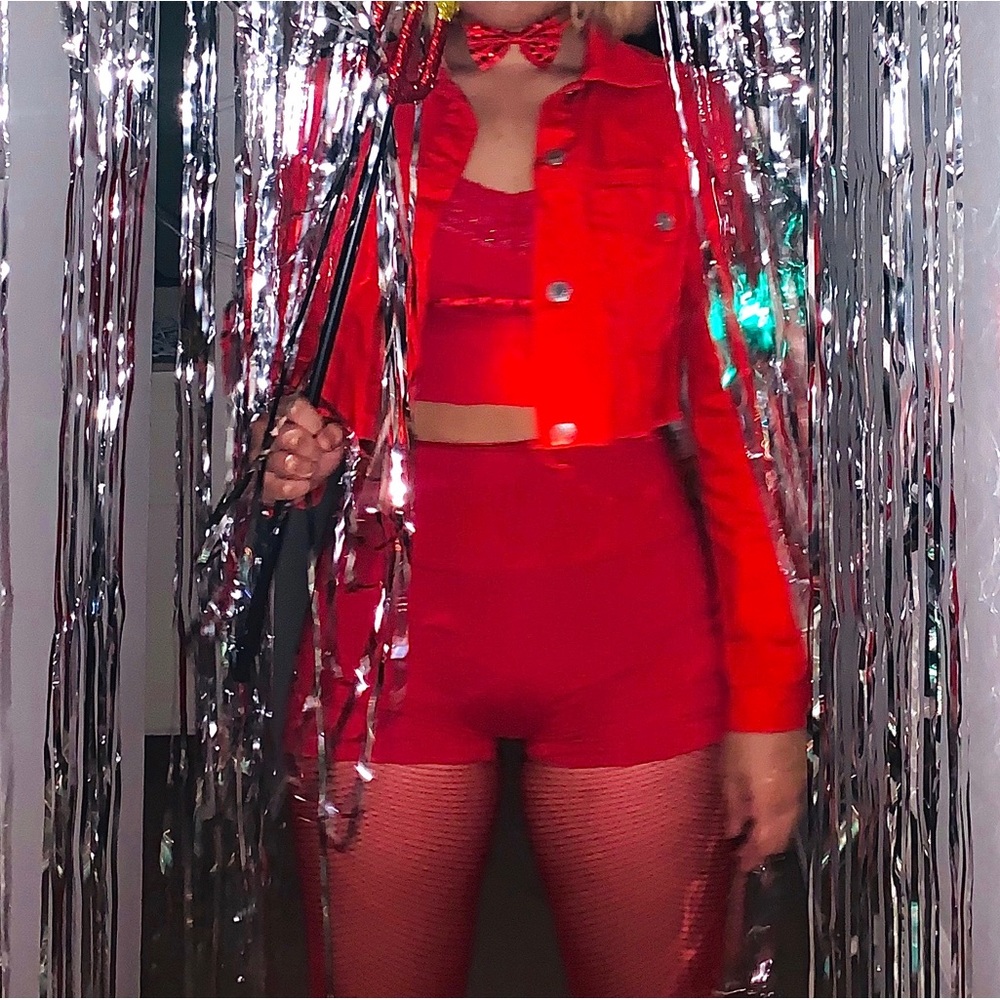 red h&m divided frayed cropped denim jacket